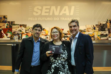 27 10 2022 Homenagem aos empregados que trabalharam em ações de combate à covid 19 Fibra Sesi Senai e IELDF Foto Marcos Gomes capa 3