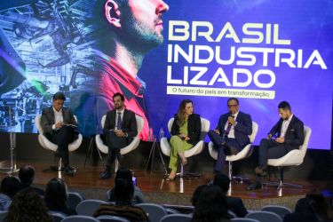 seminárioBrasilIndustrializadoOFuturodoPaísemTransformação FotoBrunoFrauzino Fibra 10.7.2025 2