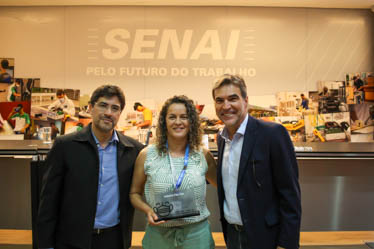 27 10 2022 Homenagem aos empregados que trabalharam em ações de combate à covid 19 Fibra Sesi Senai e IELDF Foto Marcos Gomes capa 2
